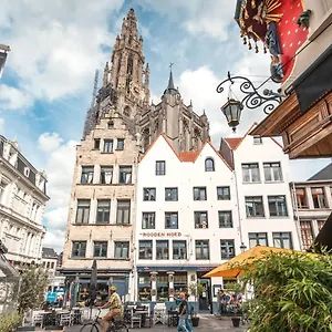 https://tempel-triplex-duplex-at-historic-heart-of-antwerp.hotelsghent.com