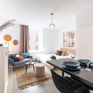 https://studio-chic-proche-aeroport-centre-ville.hotelsantwerp.net