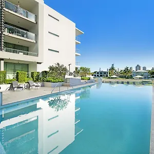 Ultiqa Freshwater Point Broadbeach **** Gold Coast
